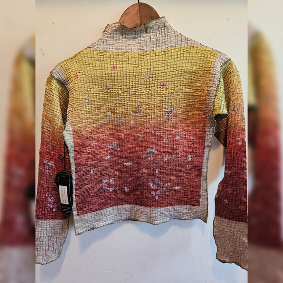 Floral Y2K Popcorn Top - Picture 4 of 7